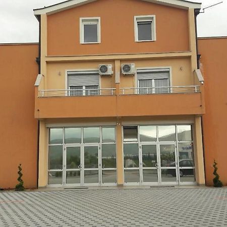 Sun Apartments Мостар Екстериор снимка