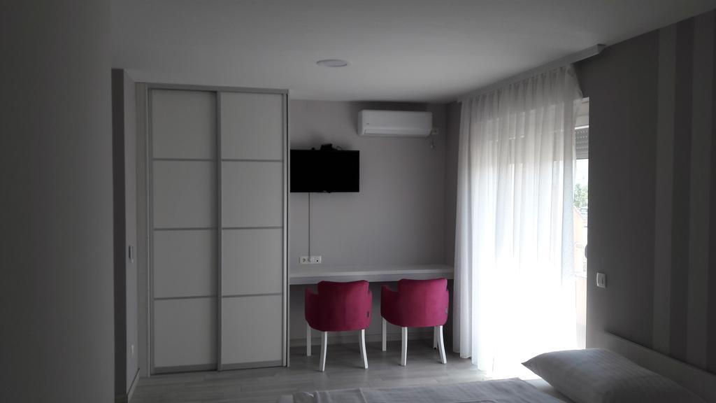 Sun Apartments Мостар Екстериор снимка