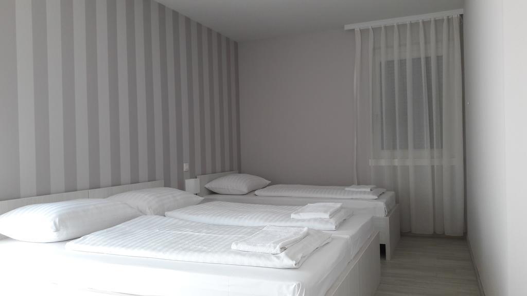 Sun Apartments Мостар Екстериор снимка